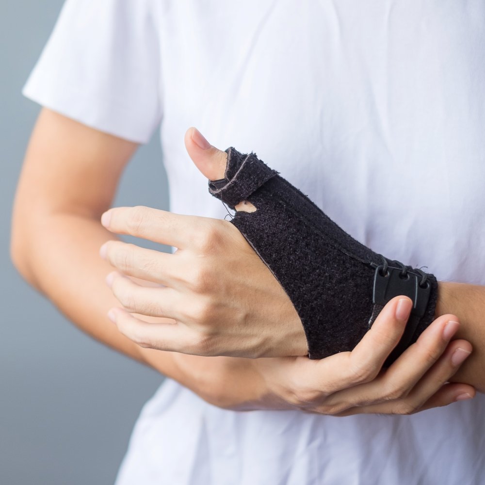 thumb ligament injury